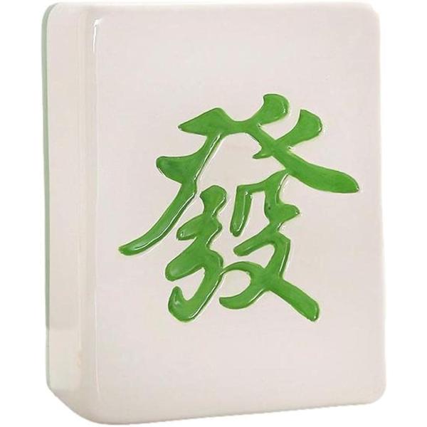 バリエーションコード : 2B2GPJXI5O麻雀好きの方にオススメな麻雀牌の貯金箱です。インテリアとしてもおすすめ。ちょっと変わったおもしろいギフトをお探しの方にもぴったりのアイテムです。重量：約700gサイズ：18.2x8.8x14cm...