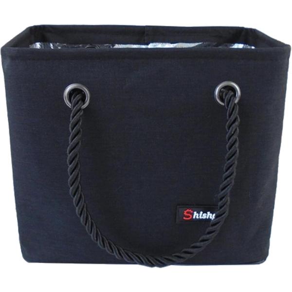 バリエーションコード : 2B2TIXR1QX「大容量の収納」マチが17cmと広いため、シャンプーなどのボトルを横置きすることなく縦ですっぽり入れることができます。天面が開けているので背の高いボトルでもどんどん入れられる。「太目の持ち手」持...