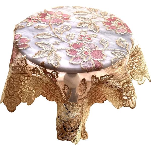 バリエーションコード : 2B6KNRTIWD・北欧風の光沢があり美しく上品なレースのテーブルクロスです。・淡いピンクと光沢のあるベージュでお部屋に1枚あるだけで華やぎ気分が上がります。おうち時間をリッチに気持ちよく過ごしたい方にいかがでし...