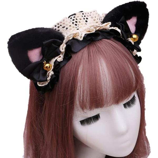 バリエーションコード : 2B46SLDCRJ・ふわふわの可愛いねこ耳付きレディースヘッドドレスです。レースとリボンで顔周りを華やかに彩ります。りぼんについたゴールドの小さな鈴がネコちゃんらしくてとってもキュートなゴスロリカチューシャです。...