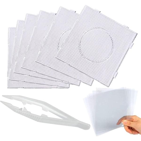 「プレート6枚セット」1枚4辺のうちオス2辺、メス2辺の構成のため、どの方向にも増やしていくことができます。6枚組み合わせて大きめの作品も作ることができます。「透明ペーパー6枚付き」アイロンペーパーもプレート同数の6枚付属。透明のためビーズ...