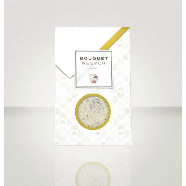 ・おうちにあるボウルなどを花器にして、簡単にフラワーアレンジが楽しめるグッズです。・イケバナキーパーは、生け花で使う「剣山」と同じ役割をします。花器を用意し、イケバナキーパーを好きな形に変えて置き、安定させます。そこに自由にお花の茎を差し込...