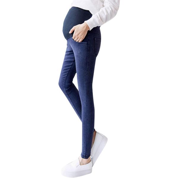 バリエーションコード : 2B8KL5C0IU・素材構成: 綿・マタニティとは思えない、美しいスキニーラインと、高いデザイン性が魅力の美脚マタニティデニム。高いストレッチ性と吸い付くようなフィット感で、穿き心地の良いマタニティーデニムパンツ...