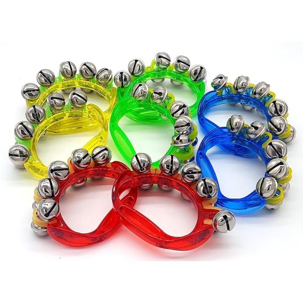 バリエーションコード : 2B6RY5DCJ0・1つに10個のベルがついたハンドベルx8個入り。カラーは青・緑・黄色・赤の4色が各2個、合計8個入り。・持ち手幅10cm 高さ8cm 大人から幼児まで使用できる大きさです。・お子様の園でのお遊...