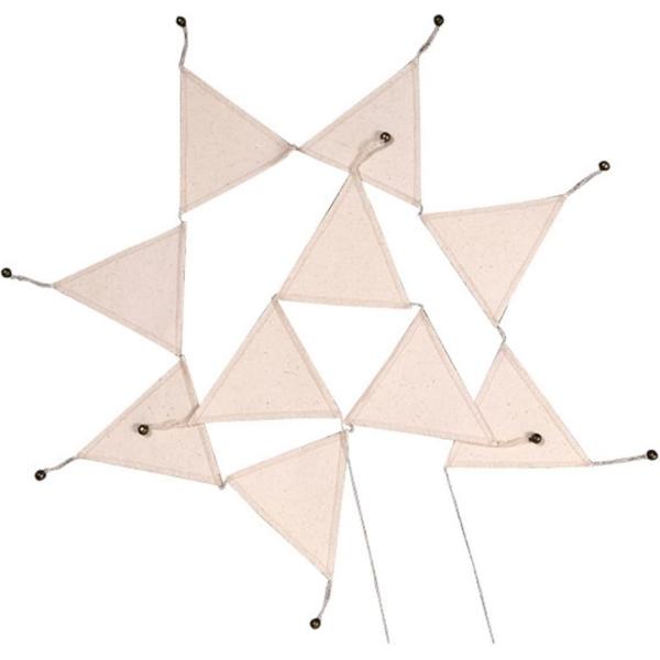 バリエーションコード : 2B94P0NLKVお誕生日やパーティーの飾り付けに最適なフラッグガーランドは、子供部屋のインテリアやアウトドアのテントの装飾にも使えるオシャレな布のガーランドです。紙製のガーランドとは一味違ったデコレーションを楽...