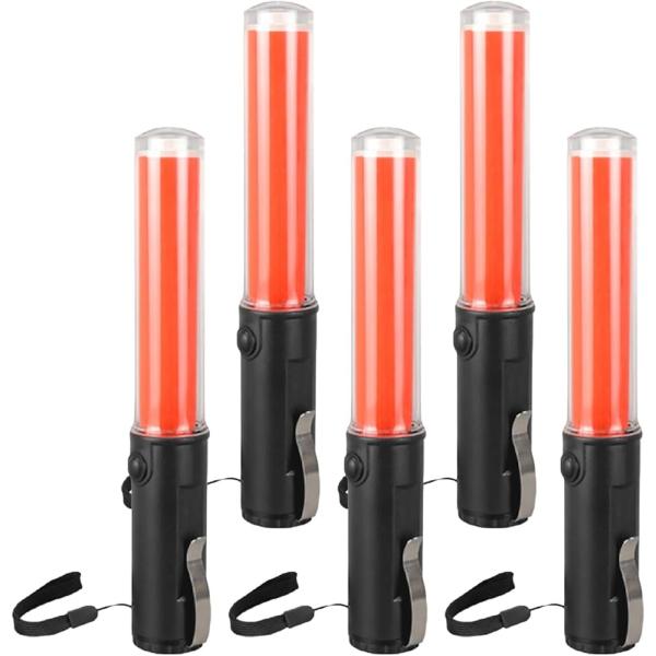 バリエーションコード : 2B96WC83JV「高機能 LED 誘導灯」 「LED 誘導灯」は、3段階の切り替え機能を備えた高機能誘導棒です。赤色灯、点滅、白色灯の切り替えが可能で、あらゆる状況に対応します。「視認性抜群の誘導棒」 明るいL...