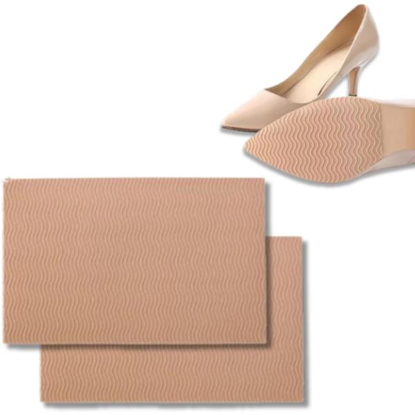 バリエーションコード : 2B9L9R540V「自由にカット可能でぴったりフィット」男女兼用のゴム製滑り止めシート。靴のサイズや形に合わせて簡単にカットでき、どんな靴にもぴったりフィットします。「優れた摩擦力と防水性」ゴム素材が地面との接地...