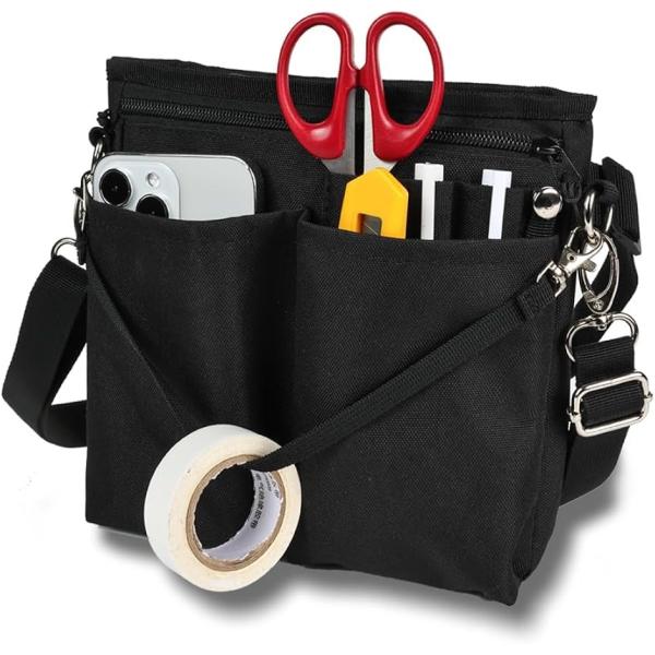 バリエーションコード : 2B9OXNHJ3Q＊現場の声を汲んで生まれた多機能お仕事ポーチ＊動き回る現場で、中の物を落とさず、作業効率を上げるようアンケートを取り何度も試行錯誤を重ねて作りました。＊「3WAY多機能ウエストポーチ 9ポケット...