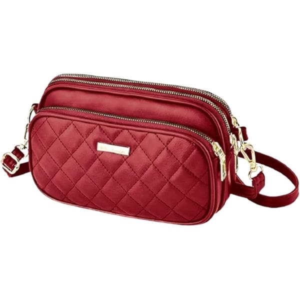 バリエーションコード : 2B9V92V30G「大人可愛い、シンプルなデザイン」 落ち着いたカラーと高級感のあるキルティングデザインがお洒落なショルダーバッグです。カジュアルコーデからデートや女子会、パーティーまで、幅広いシーンで活躍します...