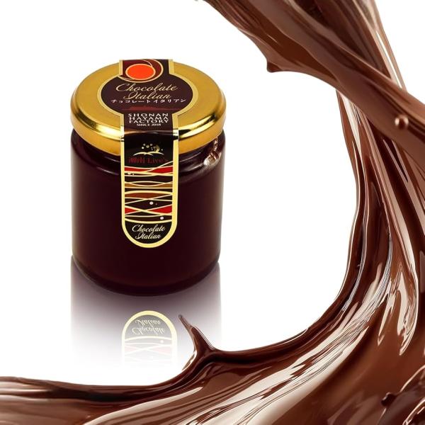 バリエーションコード : 2B9IJF9KIY「お家でカフェ気分を味わえる贅沢仕様」 イタリア産の高級チョコレートに、ヘーゼルナッツを贅沢使用した、満足感あるチョコレートスプレッドだから、毎日の朝食や休日のブランチをグレードアップしてくれま...