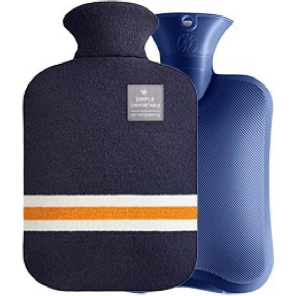 バリエーションコード : 2BJ3VYJTQI・電子レンジで温めて繰り返しご使用いただけます。・お湯を入れて使うのはもちろん、電子レンジで温めるだけで使えて便利。・シンプルでおしゃれなニットカバーつき湯たんぽ。・水を入れて保冷剤としてもご使...