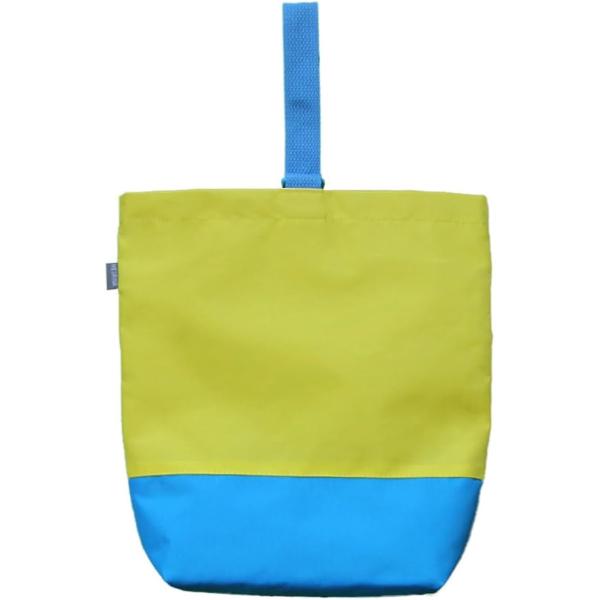 バリエーションコード : 2B94OF8TKD［素材］表生地: ナイロン (撥水加工) 中生地：ポリエステル （消臭抗菌機能）［サイズ］M：横22cm、縦29cm L：横27cm、縦29cm［イメージ］軽量/柔らかい/使いやすい/機能的/丈...