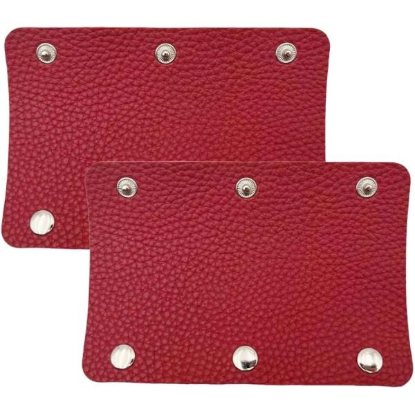 バリエーションコード : 2BRFCL5RDH「製品素材」上質な革とアンティークゴールドのボタンが高級感を演出し、どんな高級バッグにも自然に馴染む品格ある仕上がりです。「製品仕様」バッグのハンドルを傷や汚れからしっかり守り、美しさを長く保て...