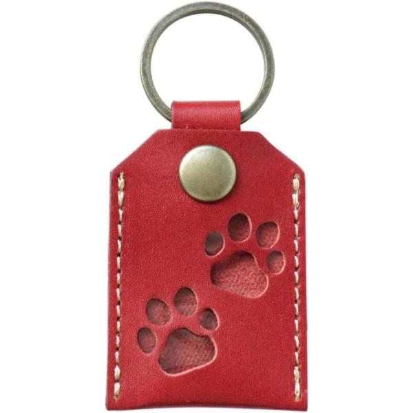 バリエーションコード : 2BU6O2829Cいつも一緒にいたい、その願いを叶える遺毛ケース：大切なペットの遺毛を、肌身離さず持ち歩けるキーホルダー。上質な本革と愛らしい肉球型の窓が、思い出を優しく包み込みます。細部までこだわった、確かな品...
