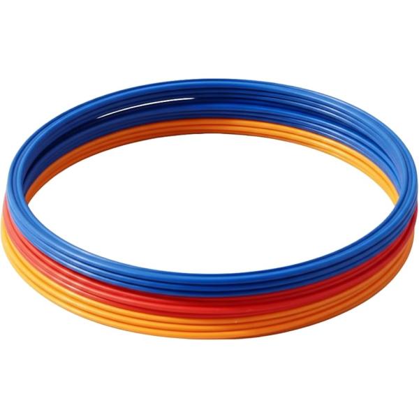 「続けやすい設計」置くだけでコースが作れてすぐ始められます。持ち運びに便利なハンドルで準備も片付けもサッと完了。反復しやすく、毎日の練習が続けやすい一式です。「商品仕様」直径40cmのリングを12本（3色X4本）、持ち運びに便利なハンドル1...