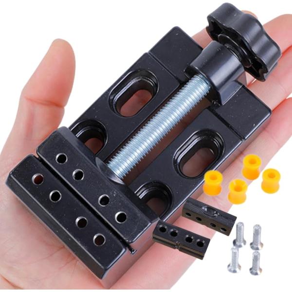 v サイズ：縦幅 約11cm x 横幅 約6cm x 高さ 約3.5cmv 材質：アルミ合金＋スチールスクリューv 重量：220g　メタル製で安定感ありv セット内容： ・汎用クランプ x2 ・精密クランプ（黄色パッド） x4 ・取付ネジ ...