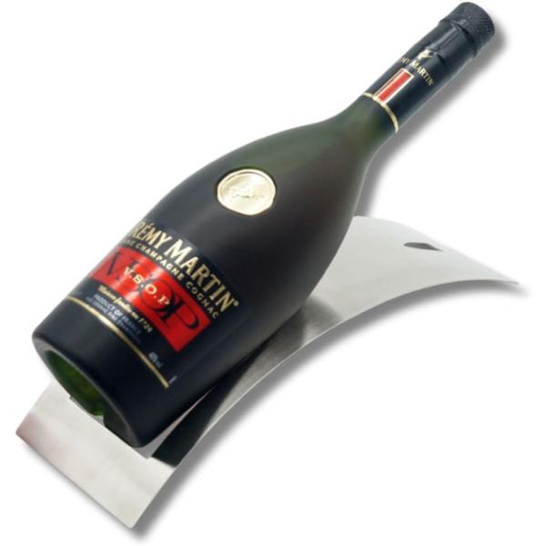 「ワインを美しく魅せる」ボトルを横向きではなく、あえて斜めに置くことで、ワインのラベル全体を美しく見せることができます。お気に入りのワインをアートのように飾り、視覚的にも楽しむことができます。「高品質ステンレス製」 錆びにくく、耐久性に優れ...