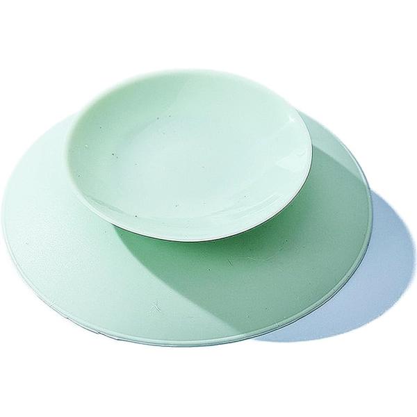 バリエーションコード : 2BUY26V08U食器を置くだけでテーブルにピタッと吸着、しっかり固定し食器のひっくり返りを防止します材質:シリコーンゴム