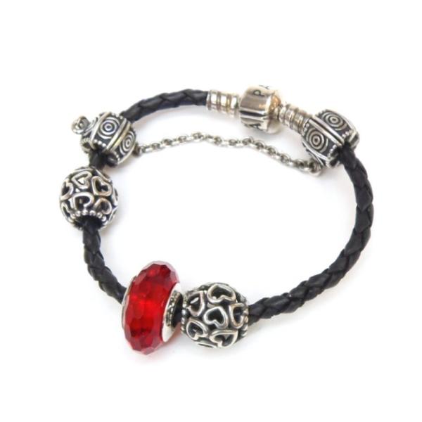 PANDORA（パンドラ） ブレスレット 赤石×黒レザー 17.6g 13.5cm