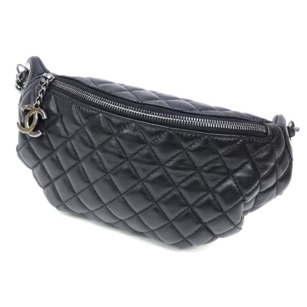 【美品】シャネル　ボディーバッグ　ボディ　ウエストポーチ　マトラッセ トート CHANEL（シャネル） ボディバッグ マトラッセ ウエストバッグ ウエスト