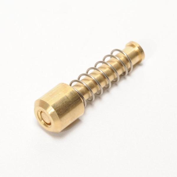 ロックピン（補修部品）ネジで取り付けますが、簡単に緩みます。必ず金属用接着剤などを使用し、硬く接着してください。