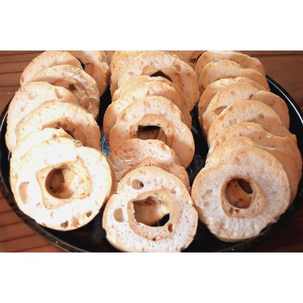 国産小麦粉と国産グルテンを用いて、膨張材をはじめ一切の添加物を使用しておりません。安心・安全な原料を素に美味しい車麩をお届けします。 【車麩/麩/お麩/ふ/グルテン/無添加/ランキング/国産】