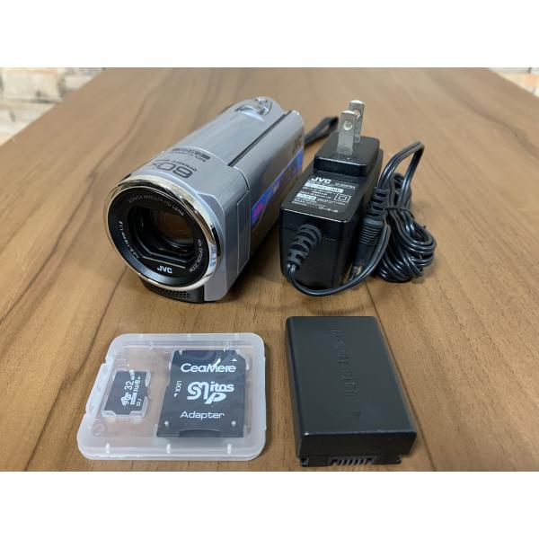 美品 JVC Everio ビデオカメラ GZ-E311 シルバー 60倍ズーム JVCKENWOOD JVC ビデオカメラ EVERIO 内蔵メモリー8GB シルバー GZ