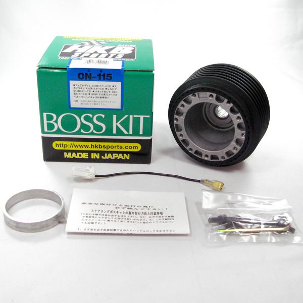 ALVIS ハンドル イタリア製 ステアリングボスキット ALVIS ハンドル イタリア製 ステアリングボスキット