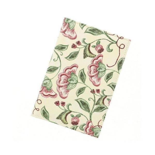 刺繍とビーズで描いた花柄模様をプリントした保険証ケース。ソフトな手触りの素材感が魅力です。紙の大きなサイズにも、カードタイプの保険証にも対応する保険証ケースです。内側にはクリア面があり、保険証を入れたままでも見やすく、閉じれば個人情報を隠せ...