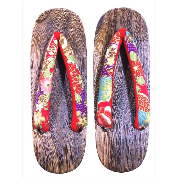 [Release date: January 1, 2025]型番/53-16 31809202  gt-1側面の塗装がはげてます(拡大写真参照)。下駄・フリーサイズ・桐・鼻緒…綿100％・長さ24cm(適応サイズ23cm〜24,5cm)・...