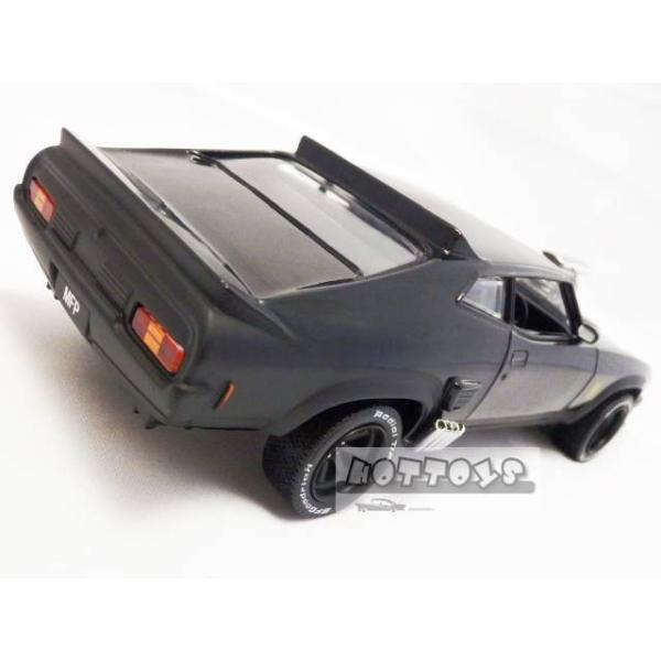 hottoys-c2_1000101079_2