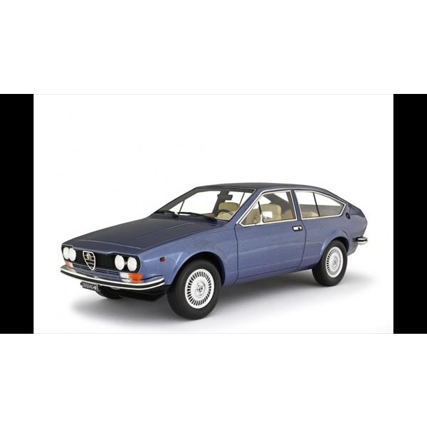 ミニカー アルファロメオ・アルフェッタ GTV 1600 メタリックブルー色