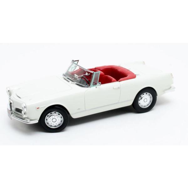 ミニカー アルファロメオ スパイダー 白色 1966 1/18 CultModels 予約