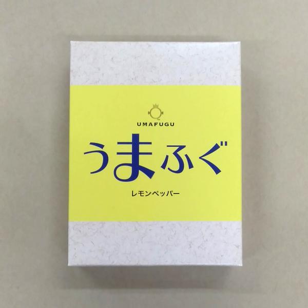 国産天然まふぐのさわやかな味付けの珍味です。そのままお召し上がりいただけます。袋からお皿に移し電子レンジ（ラップをかけ３０秒程度）か湯煎（袋のまま１分半程度）で温めていただくとより一層美味しくお召し上がりいただけます。中骨がついていますので...