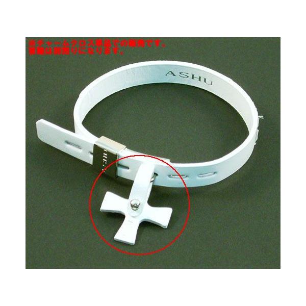 犬 アクセサリ|A-COLOR|スネーク|シリーズに対応したアクセサリー。愛犬の首元を可愛らしく飾るチャームクロスは、ワンポイントに可愛く目を引きます。リードを着けている時は、そのまま首輪に着けて。首輪だけの時は、リードをつける金具部分につ...