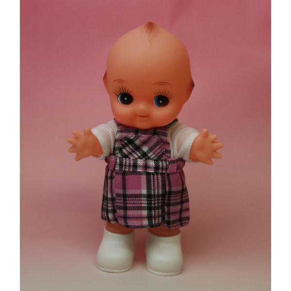 キューピー人形店頭用 赤い台座付き 0540118_1.jpg