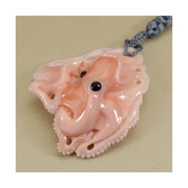 宝石珊瑚のSANSUI ピンク 深海珊瑚 根付け 蛸 伯全作 無染色