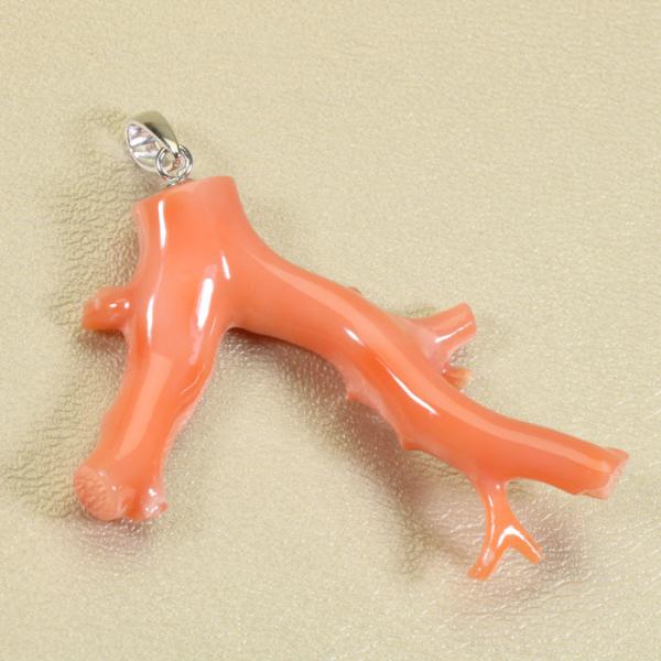 宝石珊瑚のSANSUI ガーネ珊瑚 ピンク ペンダント 枝サンゴ 無染色