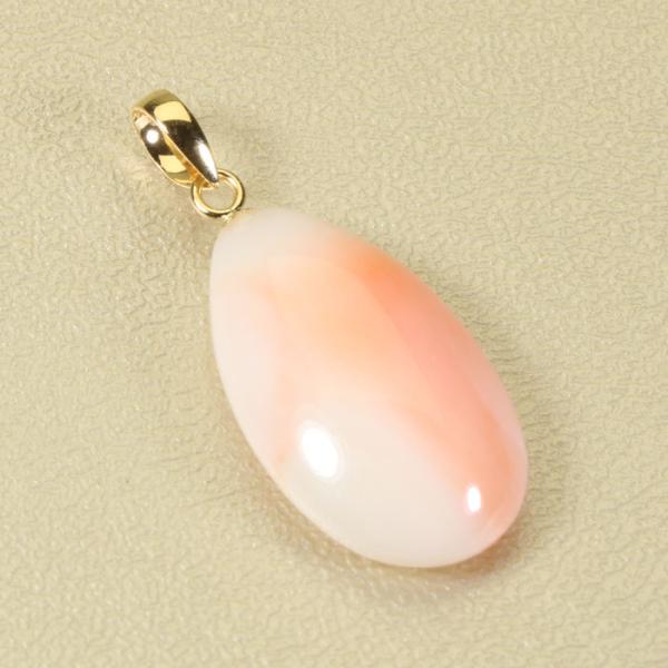 宝石珊瑚のSANSUI 桃珊瑚 ペンダント スカッチ K18 18金 イエロー