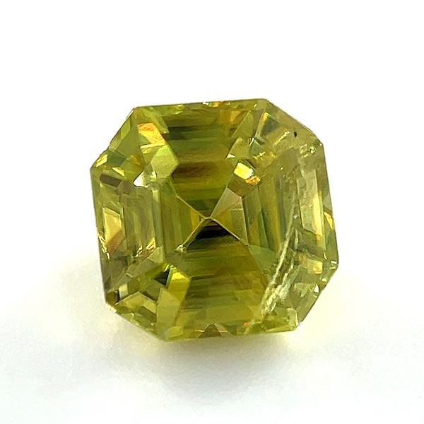 マダガスカル産スフェーン ルース 2.14ct【品質保証書付