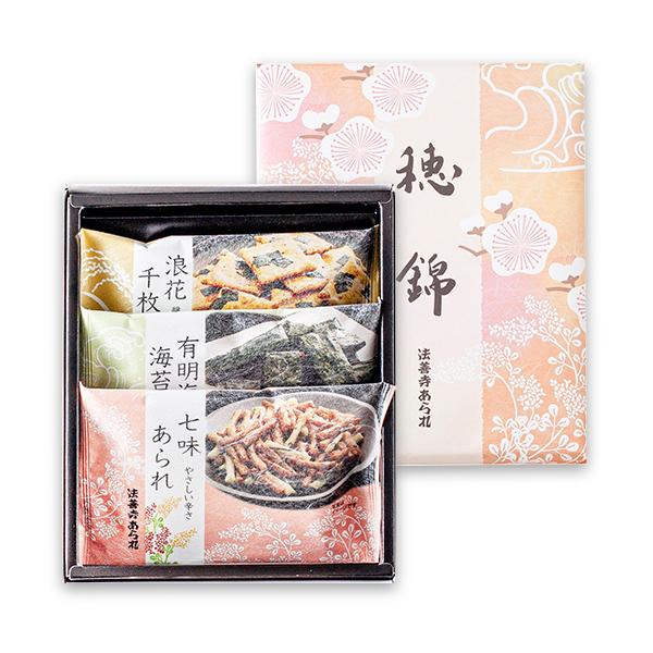 地域の特産品を使用し、こだわりの3種の味をそろえました。醤油おかき「浪花千枚」、国産七味使用「七味あられ」、有明海産海苔使用「磯辺」各1袋。原材料の餅米は国産米を100%使用しております。［分類］あられ・おかき・せんべい・かきもち・ギフト