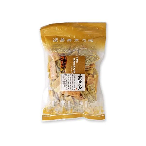 短尺状の薄くてパリッとした食感のサラダ味の商品です。白モチ、青海苔、海老の三種類の味がお楽しみいただけます。若い方からご年配の方まで年齢に関係なく、人気のある商品です。［分類］あられ・おかき・せんべい・かきもち