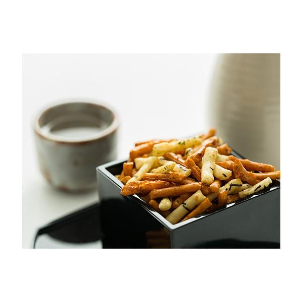 小枝のような小さな七味味のあられです。七味の辛さがお口の中で後をひきます。お茶受けやお酒のおつまみにいかがですか。［分類］あられ・おかき・せんべい・かきもち