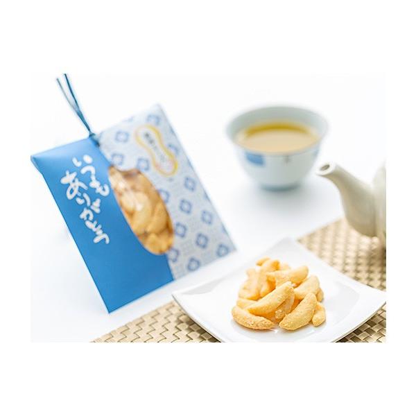 国産ゴーダとチェダーのWチーズの濃厚チーズ味一つひとつがコンパクトに「しおり風」なパッケージに詰められた商品です。パッケージ前面には「いつもありがとう」の文字があり、気楽に感謝の気持ちを表すことが出来ます。気軽な粗品やお愛想品、或いは会社名...