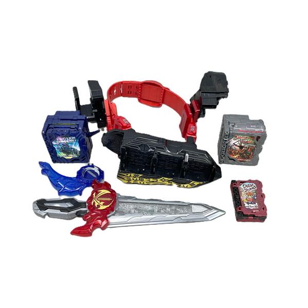 バンダイ 仮面ライダーセイバー 変身玩具まとめセット  聖剣ソードライバー 水勢剣流水エンブレム 他