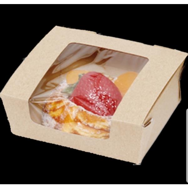 材質：クラフト紙（内側PP貼加工）サイズ：縦 110mm 横 125mm 高さ 45mm　底寸 95x110mm重量：17g＊中身が見えて美味しさがわかるフード用BOXです。＊ランチやサンドイッチ、フルーツなどを入れるのにおすすめです。＊電...