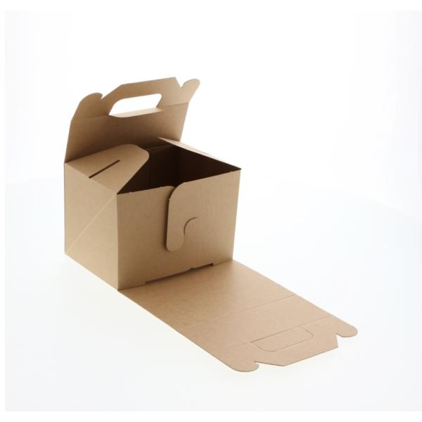 材質：未晒クラフト紙＋内側耐油加工サイズ：横150x縦105x高105mm 取手の高さ：50mm＊カットケーキ2~3個が目安です。＊ナチュラルなクラフトテイストのケーキ箱で、組み立て式の商品です。＊小型のフードカップや耐油シートを使ってラン...