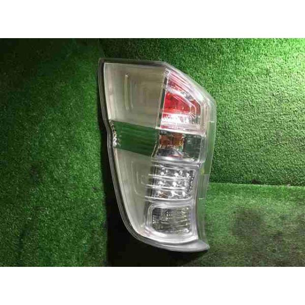 ステップワゴン　スパーダ テールランプ RK5 ホンダ ステップワゴンスパーダ RK5 テールランプ ライト 右