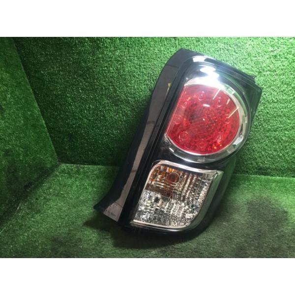 ルミオン のテールランプ トヨタ 純正 カローラルミオン 《 NZE151N 》 左テールランプ P61100