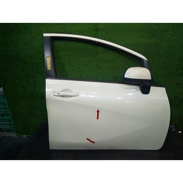 ノート DBA-E12 右フロントドア QAB 76376 : 原木リサイクルパーツ